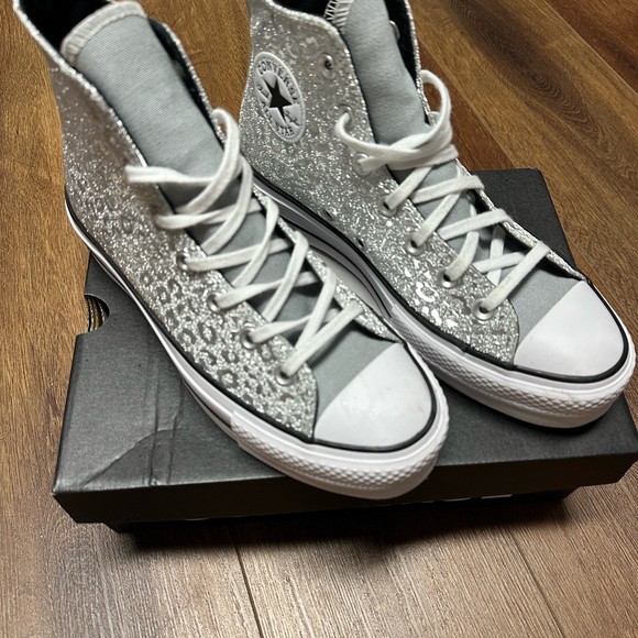 High-Top Silver Converse Sneakers - Picture 3 of 6